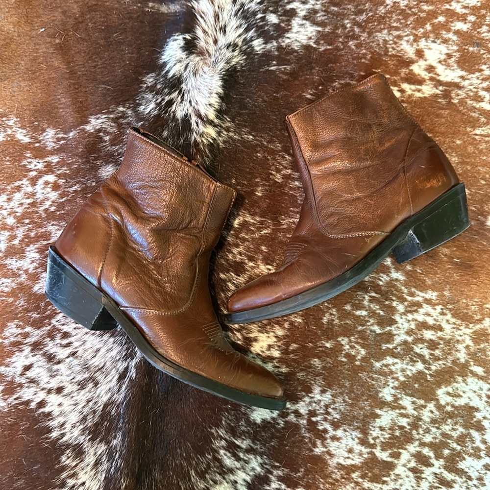 Laredo Leather Brown Square Toe Boot. - image 1